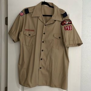 Boy Scouts of America Short Sleeve Uniform Shirt Men's XL, 1988 patch included.